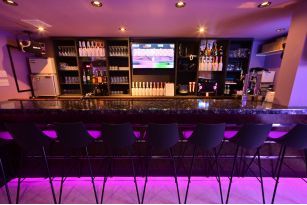 BAR COLORE